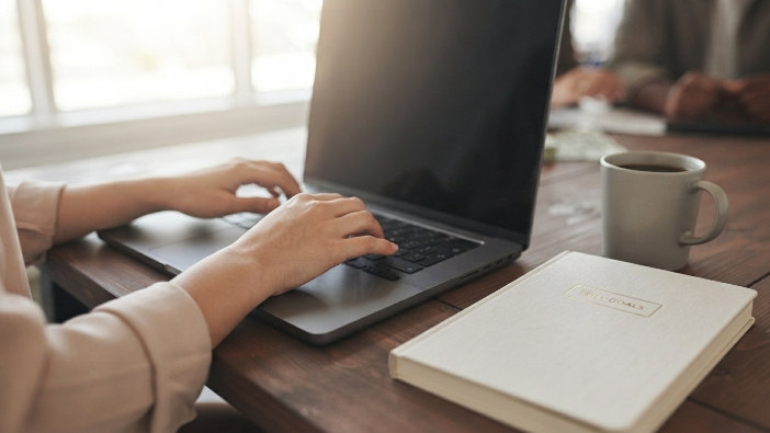  Setting goals for learning high income skills to boost career earnings 